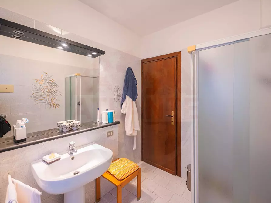 Immagine 140 di Casa semindipendente in vendita  in Via Burago 10 a Salò