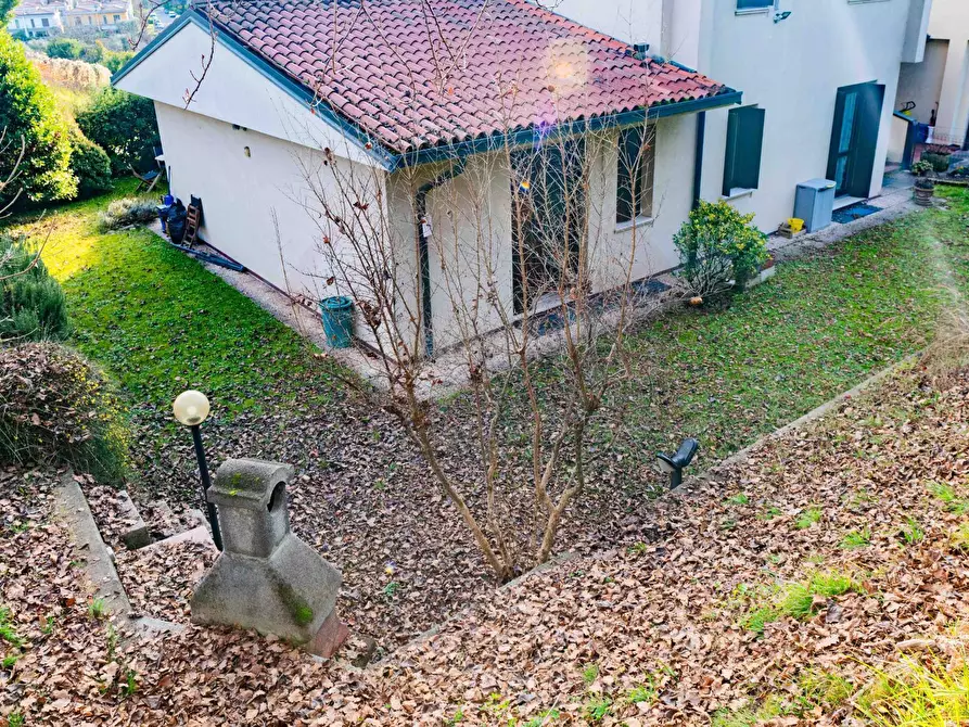 Immagine 146 di Casa semindipendente in vendita  in Via Burago 10 a Salò