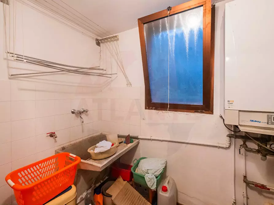 Immagine 156 di Casa semindipendente in vendita  in Via Burago 10 a Salò