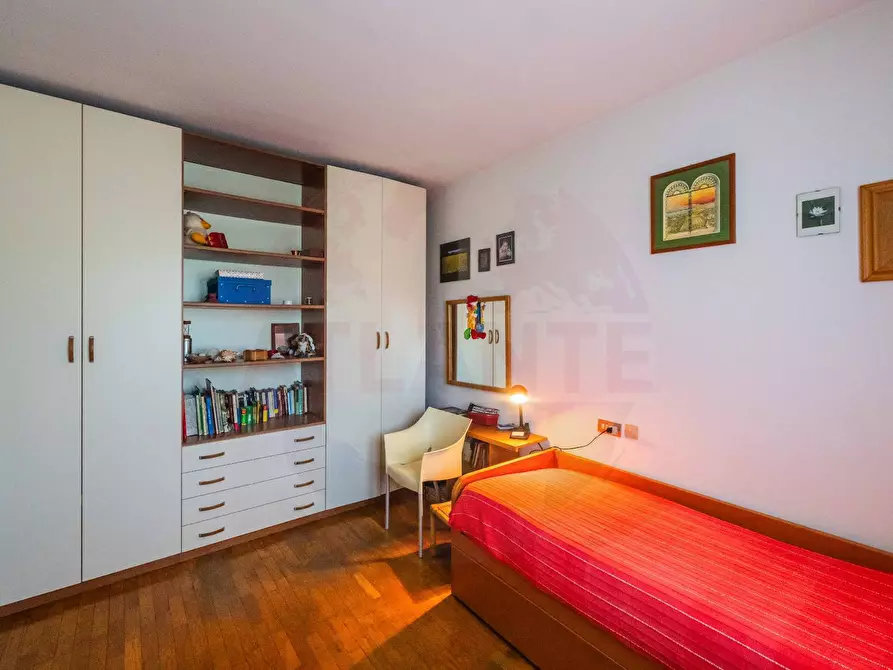 Immagine 23 di Casa semindipendente in vendita  in Via Burago 10 a Salò