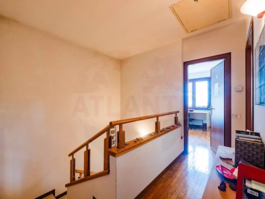 Immagine 39 di Casa semindipendente in vendita  in Via Burago 10 a Salò