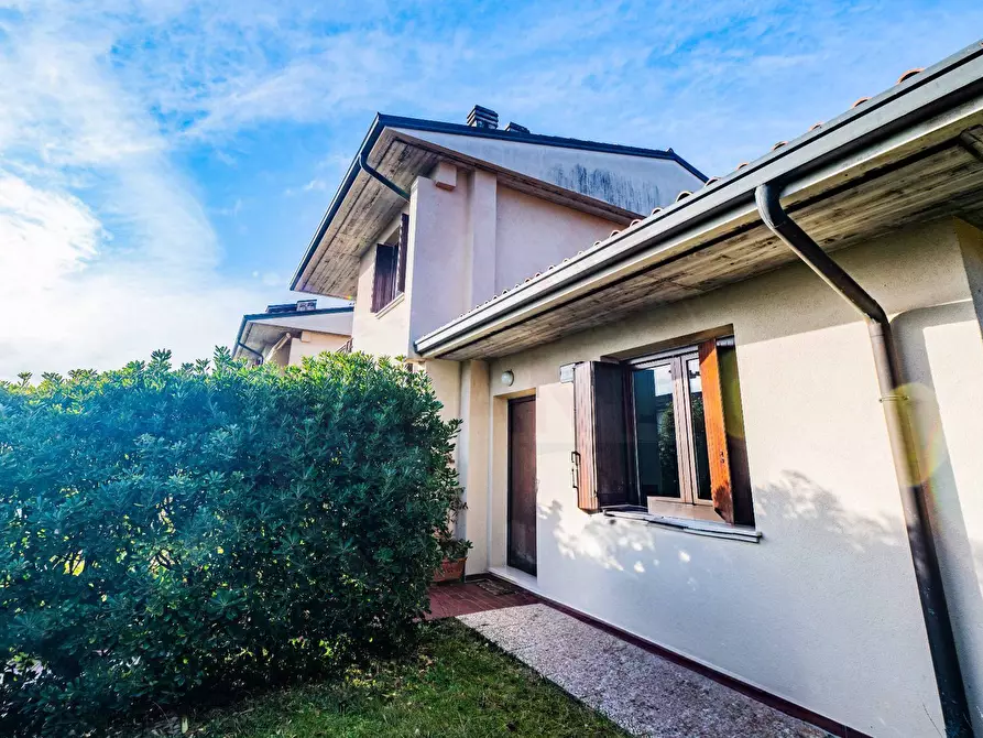 Immagine 54 di Casa semindipendente in vendita  in Via Burago 10 a Salò