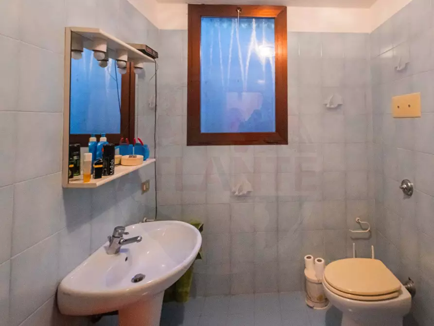 Immagine 59 di Casa semindipendente in vendita  in Via Burago 10 a Salò