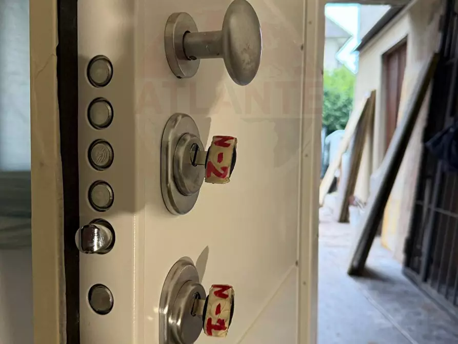 Immagine 32 di Appartamento in vendita  in Via Croce 69 a Cologne