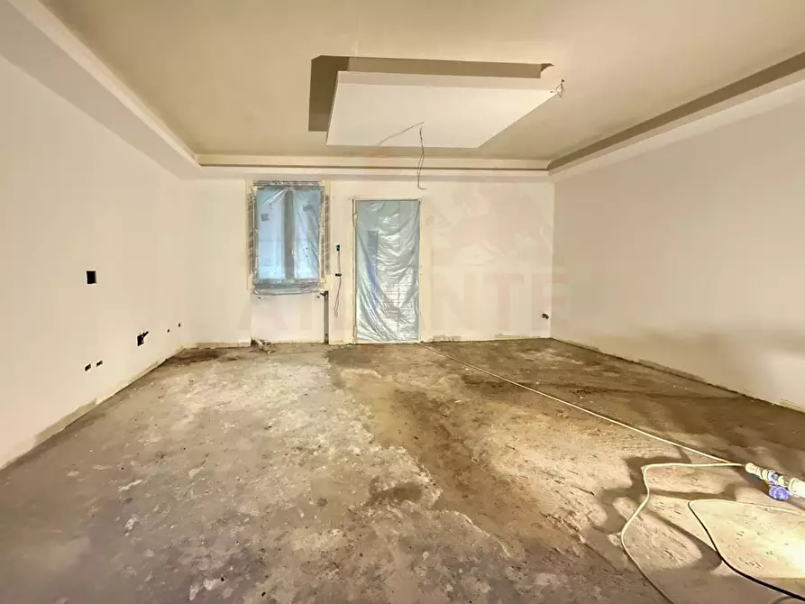 Immagine 21 di Appartamento in vendita  in Via Croce 69 a Cologne