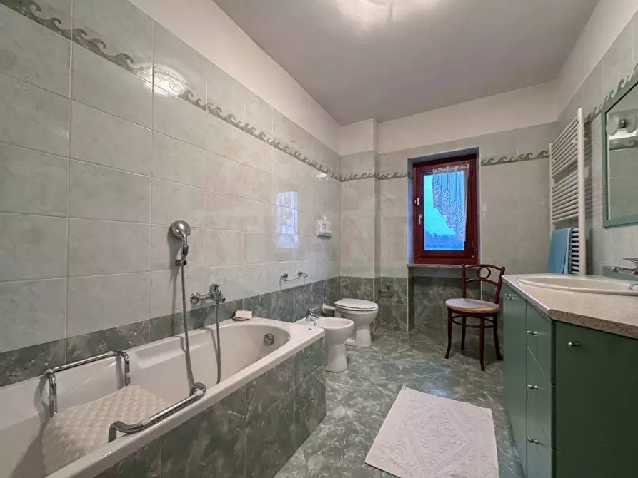 Immagine 47 di Villa in vendita  in Regione Scandolisio a Monastero Bormida