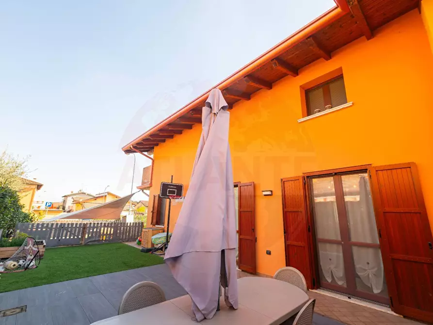 Immagine 51 di Villetta a schiera in vendita  in Via Teresio Olivetti 14 a Castenedolo