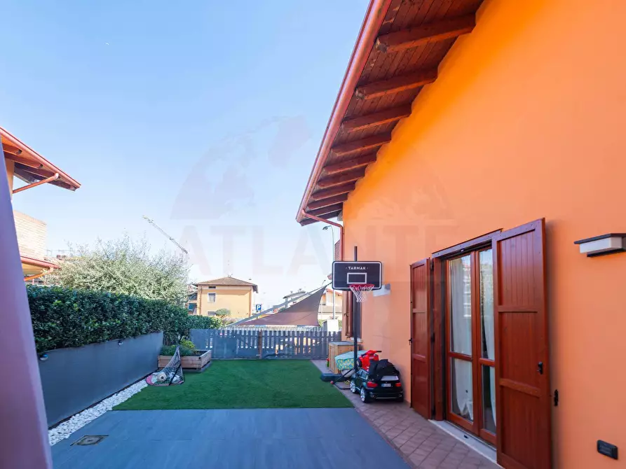 Immagine 53 di Villetta a schiera in vendita  in Via Teresio Olivetti 14 a Castenedolo