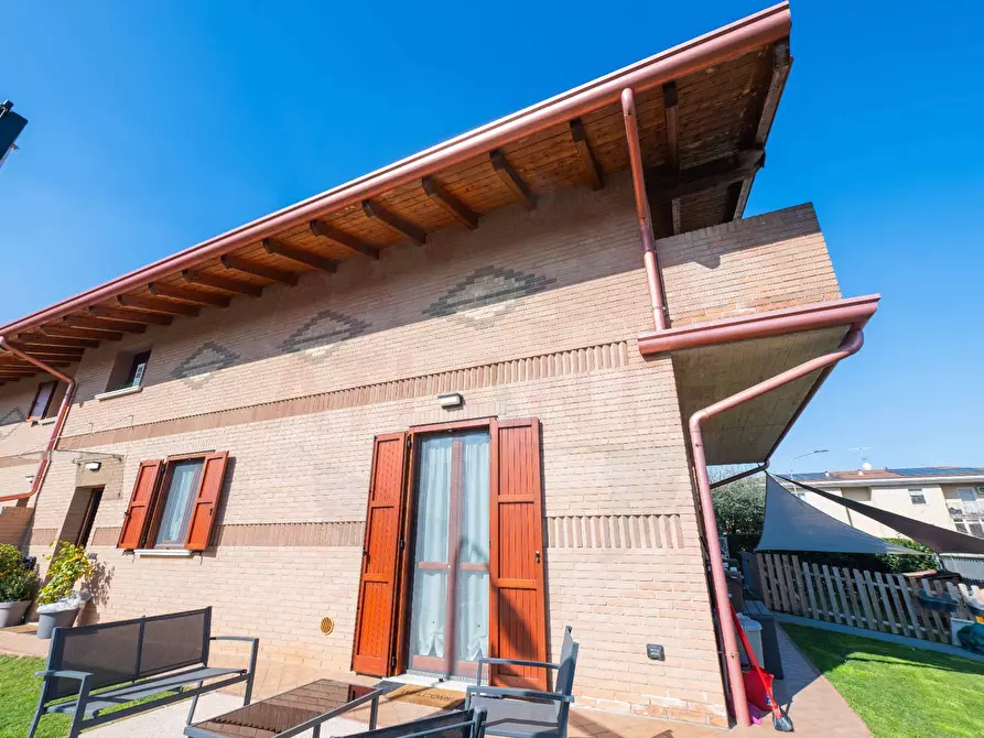 Immagine 56 di Villetta a schiera in vendita  in Via Teresio Olivetti 14 a Castenedolo