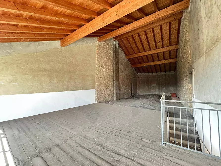 Immagine 34 di Rustico / casale in vendita  in VIA TITO SPERI a Rovato