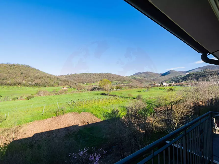 Immagine 6 di Appartamento in vendita  in Via Grisone 100 a Ome