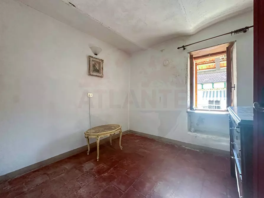 Immagine 20 di Casa semindipendente in vendita  in Via Verdi 8 a Bergolo