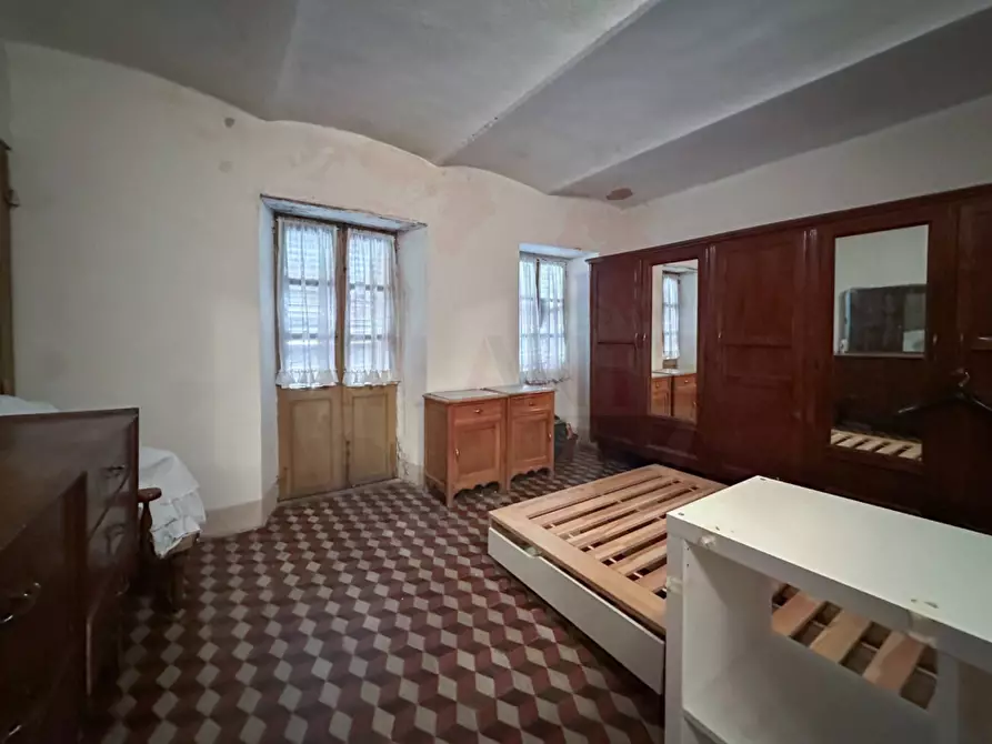 Immagine 27 di Casa semindipendente in vendita  in Via Verdi 8 a Bergolo