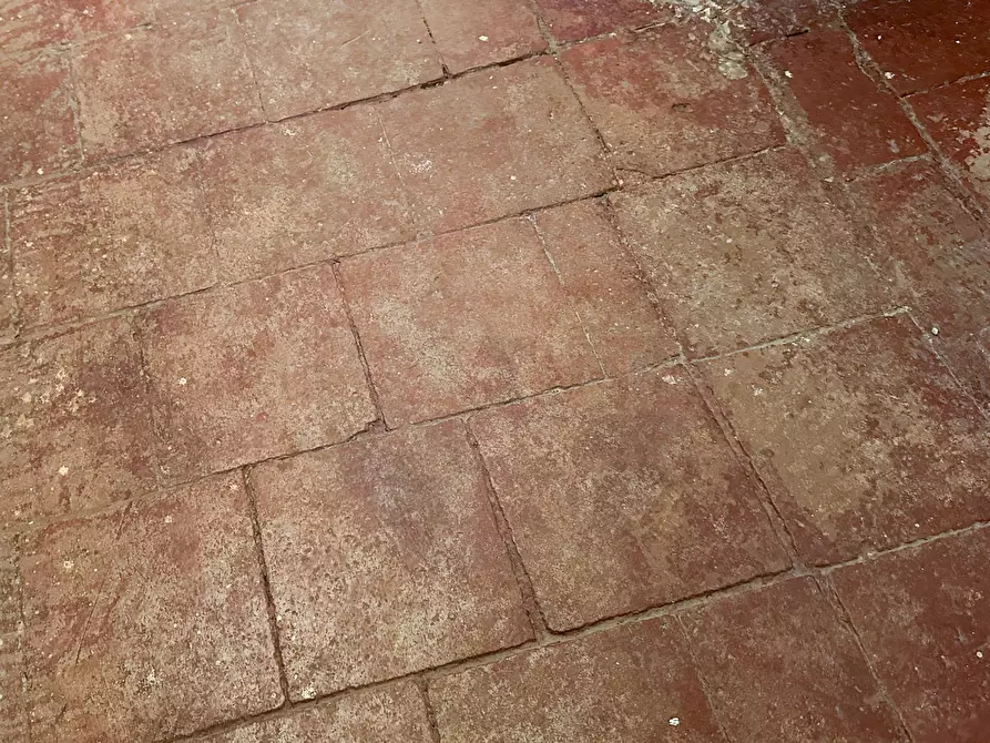 Immagine 32 di Casa semindipendente in vendita  in Via Verdi 8 a Bergolo