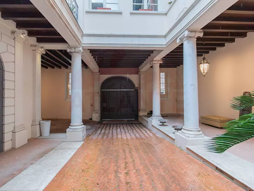 Immagine 3 di Appartamento in vendita  in Vicolo Rizzardo 20 a Brescia