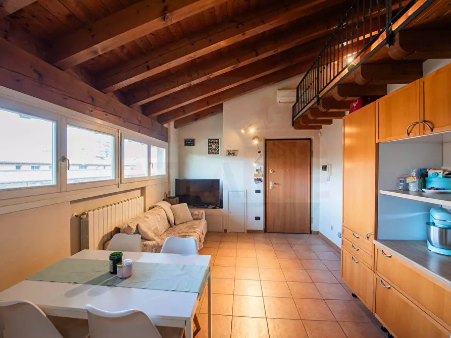 Immagine 10 di Appartamento in vendita  in Via Della Fattoria 12 a Cologno Al Serio