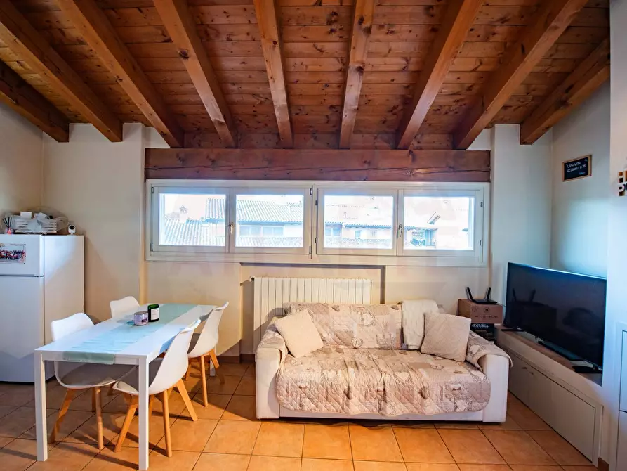 Immagine 13 di Appartamento in vendita  in Via Della Fattoria 12 a Cologno Al Serio