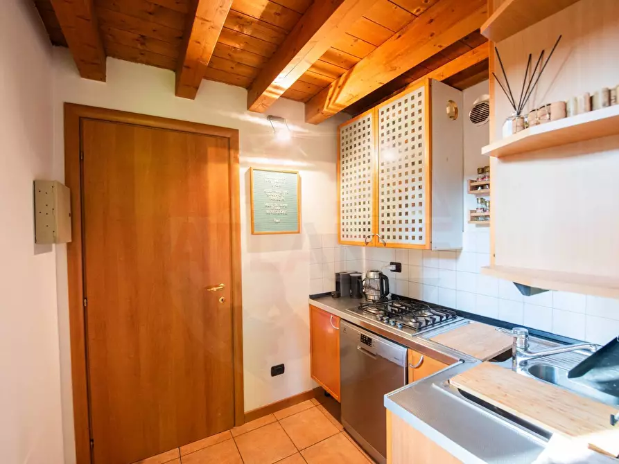 Immagine 16 di Appartamento in vendita  in Via Della Fattoria 12 a Cologno Al Serio