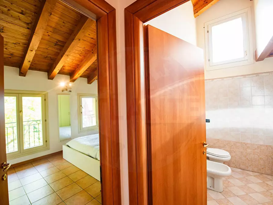 Immagine 20 di Appartamento in vendita  in Via Della Fattoria 12 a Cologno Al Serio