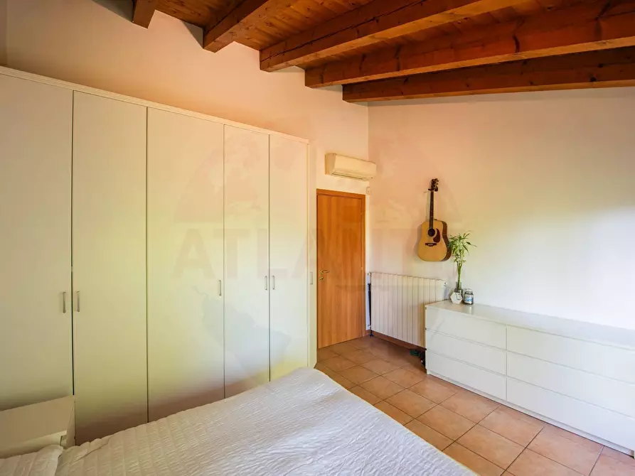 Immagine 22 di Appartamento in vendita  in Via Della Fattoria 12 a Cologno Al Serio