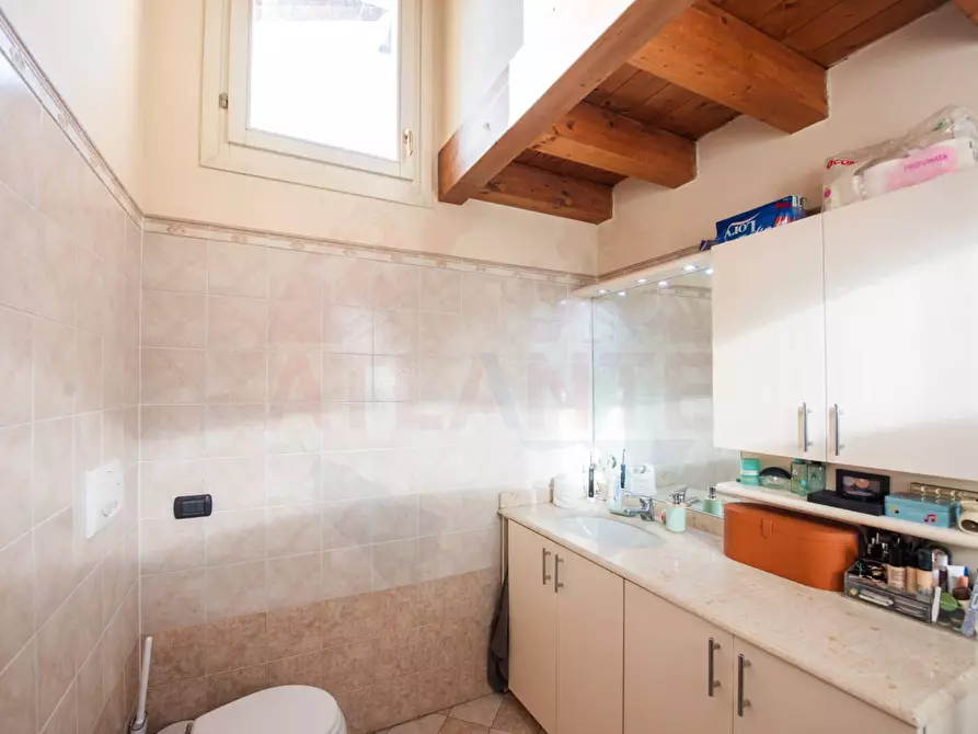 Immagine 28 di Appartamento in vendita  in Via Della Fattoria 12 a Cologno Al Serio