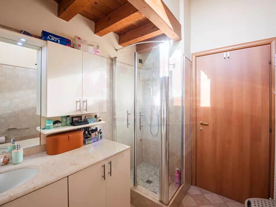 Immagine 29 di Appartamento in vendita  in Via Della Fattoria 12 a Cologno Al Serio