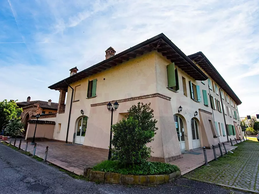 Immagine 41 di Appartamento in vendita  in Via Della Fattoria 12 a Cologno Al Serio