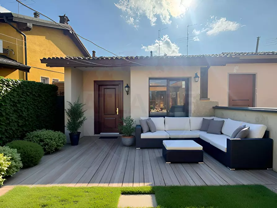 Immagine 9 di Appartamento in vendita  in Via Umberto Primo 70 a Urago D'oglio