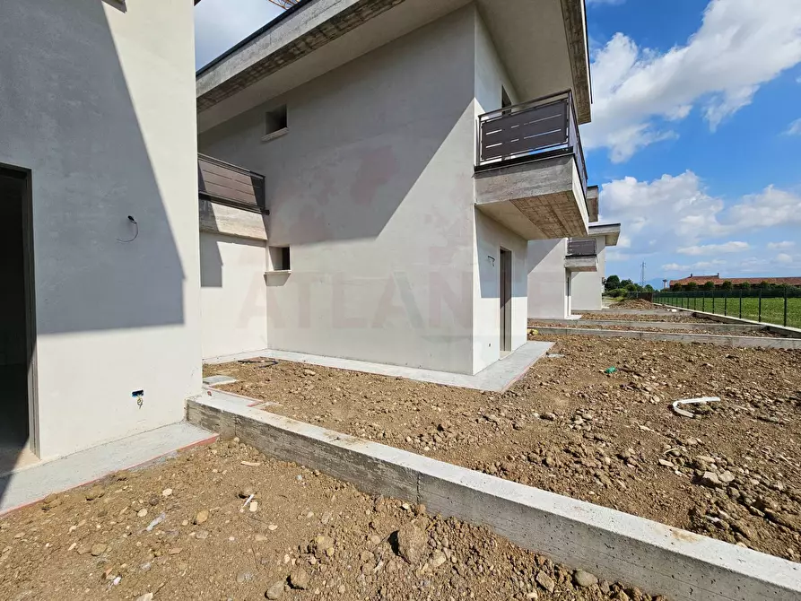 Immagine 12 di Appartamento in vendita  in Via Molino Emili a Maclodio