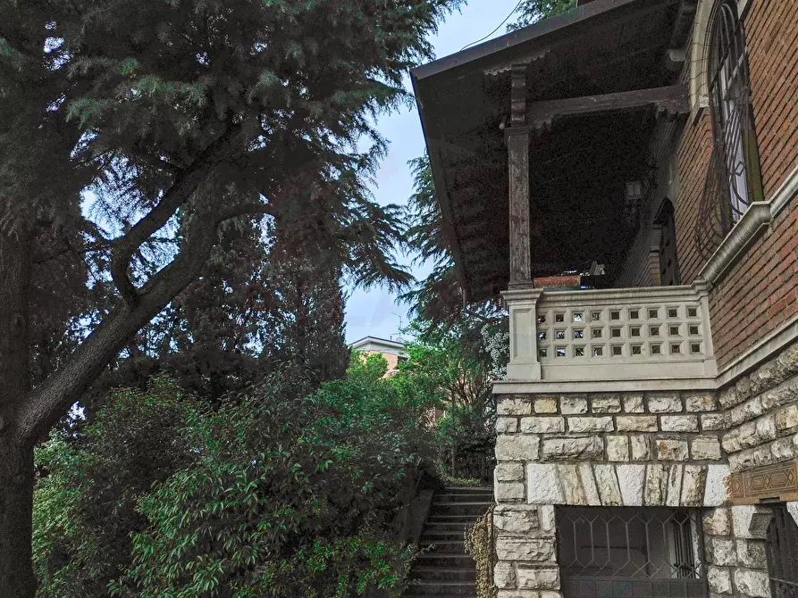 Immagine 56 di Villa in vendita  in Via Panoramica dei Ronchi 32 a Brescia
