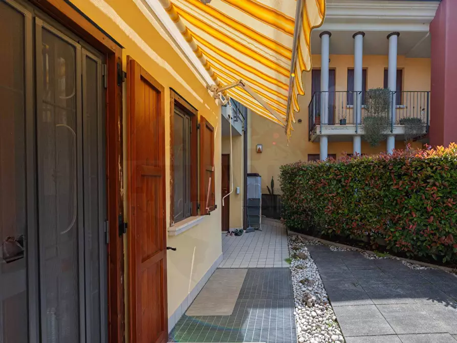 Immagine 11 di Appartamento in vendita  in Via Lunardi 100 a Brescia