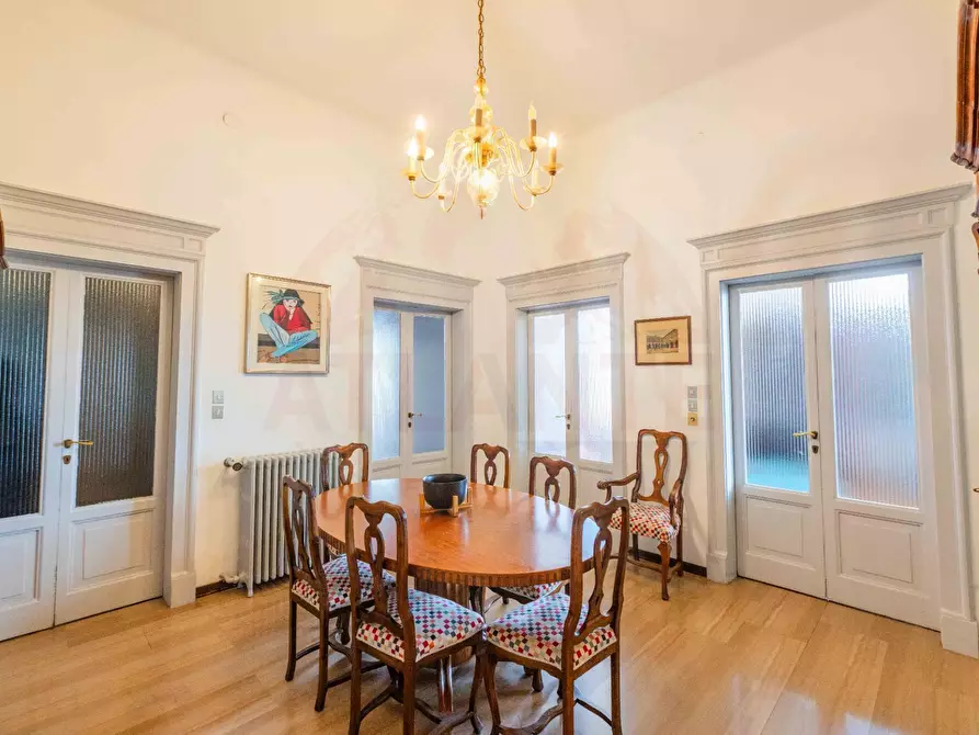 Immagine 24 di Villa in vendita  in Via Panoramica dei Ronchi 32 a Brescia