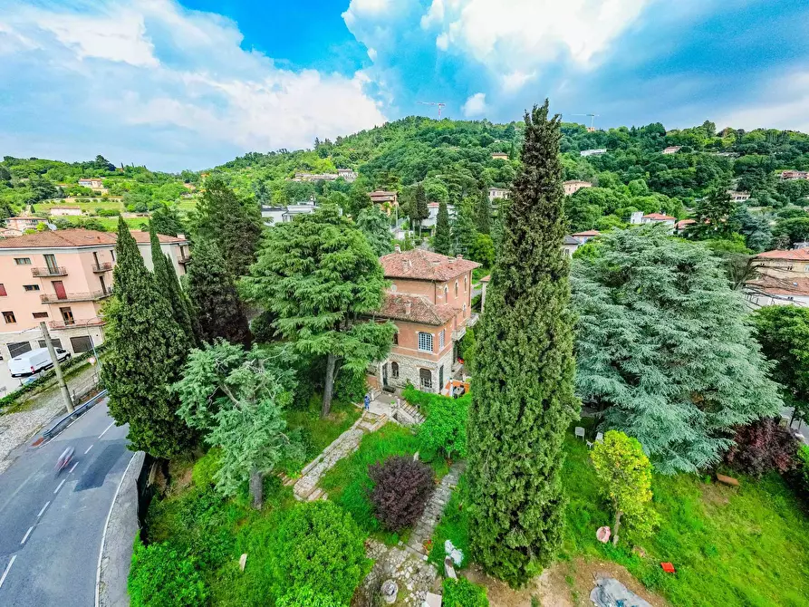 Immagine 12 di Villa in vendita  in Via Panoramica dei Ronchi 32 a Brescia