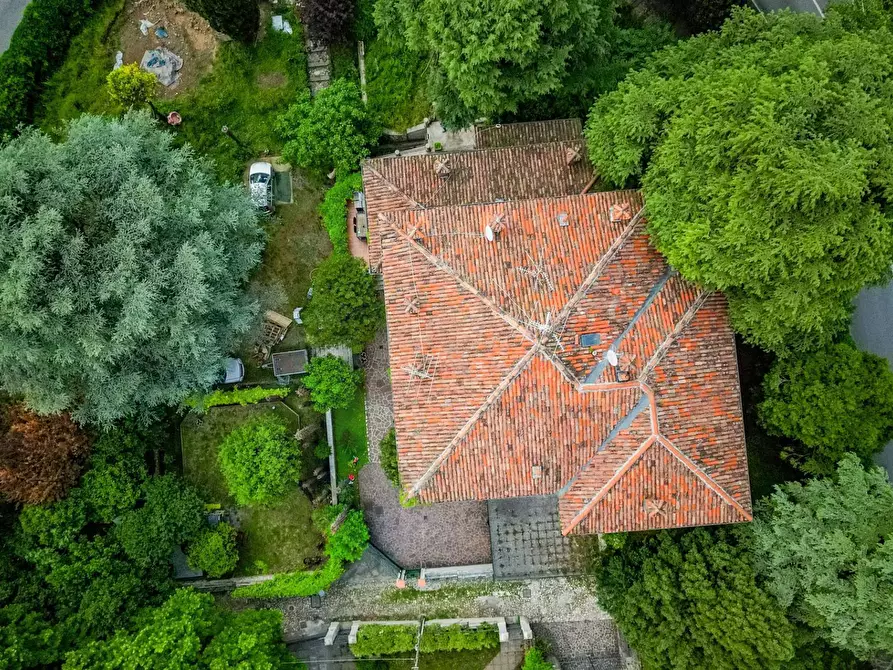 Immagine 16 di Villa in vendita  in Via Panoramica dei Ronchi 32 a Brescia