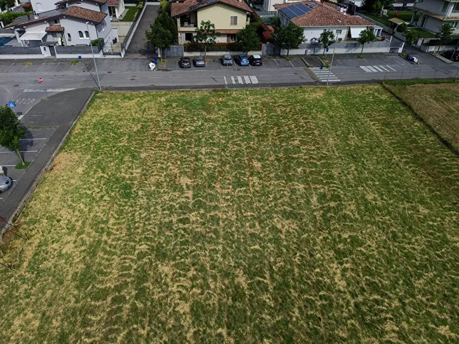 Immagine 2 di Terreno residenziale in vendita  in Via Lombardia snc a Cimbergo