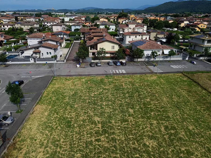 Immagine 1 di Terreno residenziale in vendita  in Via Lombardia snc a Cimbergo