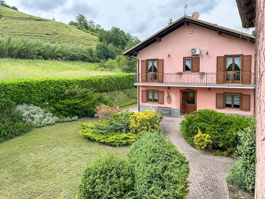 Immagine 16 di Villa in vendita  in Regione Scandolisio a Monastero Bormida