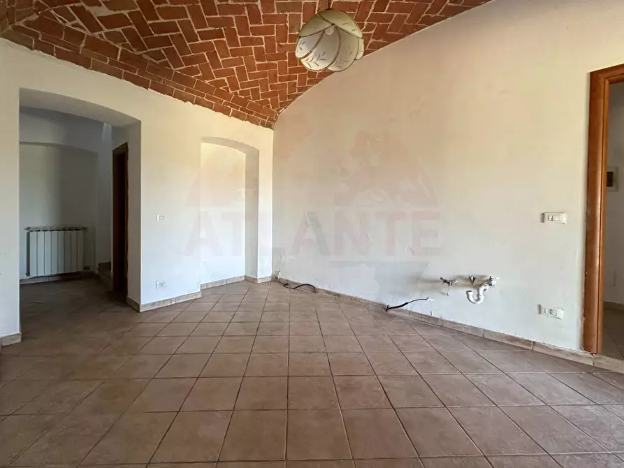 Immagine 10 di Casa semindipendente in vendita  in Regione Torrazza a Strevi