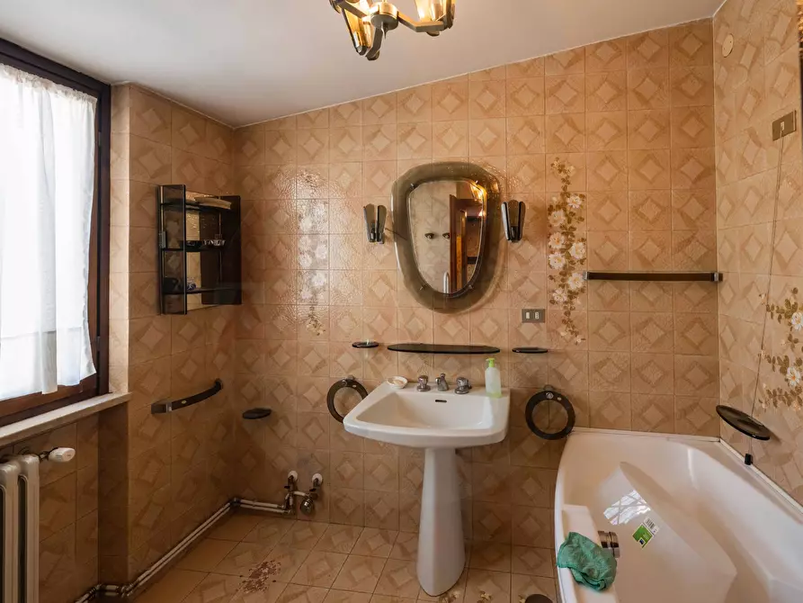 Immagine 48 di Attico in vendita  in Corso Porta Borsari a Verona