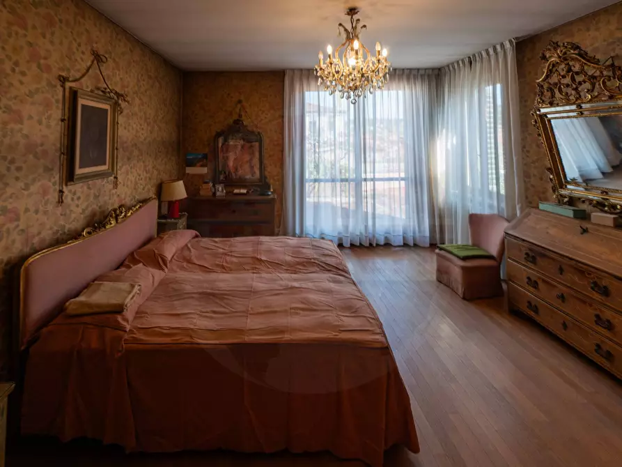 Immagine 58 di Attico in vendita  in Corso Porta Borsari a Verona