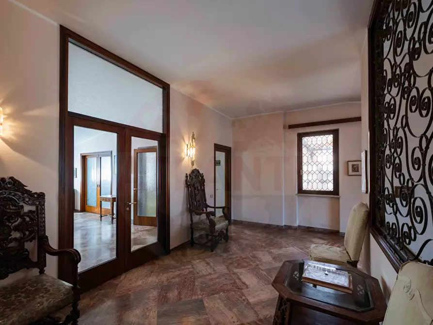 Immagine 61 di Attico in vendita  in Corso Porta Borsari a Verona