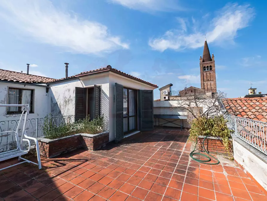 Immagine 68 di Attico in vendita  in Corso Porta Borsari a Verona