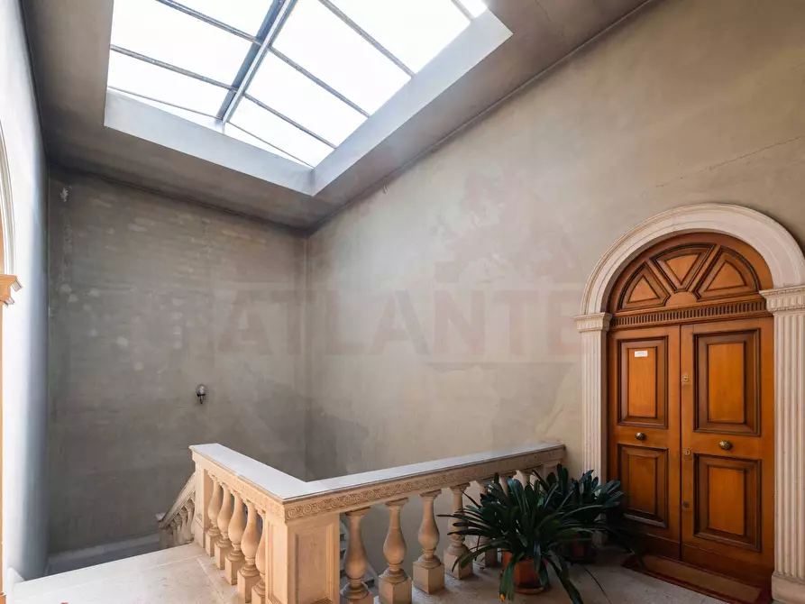 Immagine 78 di Attico in vendita  in Corso Porta Borsari a Verona