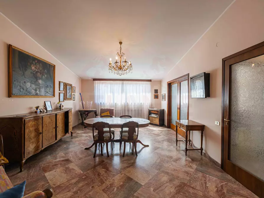 Immagine 43 di Attico in vendita  in Corso Porta Borsari a Verona