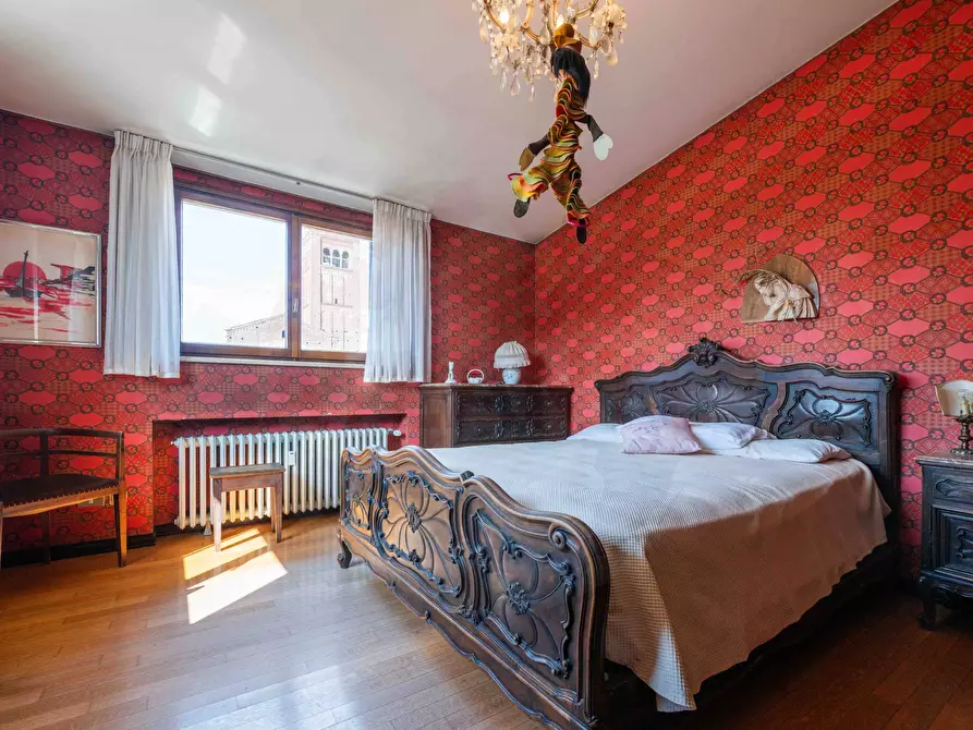 Immagine 62 di Attico in vendita  in Corso Porta Borsari a Verona