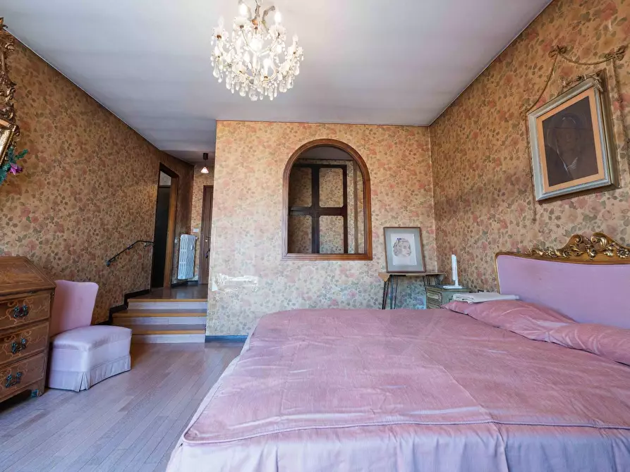 Immagine 73 di Attico in vendita  in Corso Porta Borsari a Verona