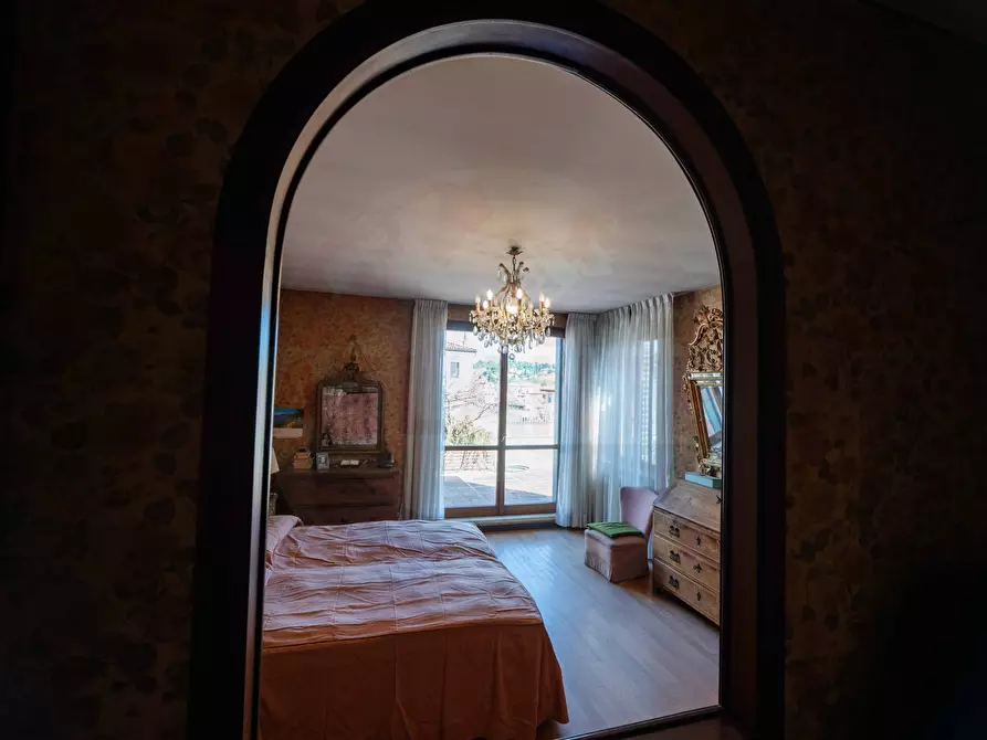 Immagine 78 di Attico in vendita  in Corso Porta Borsari a Verona