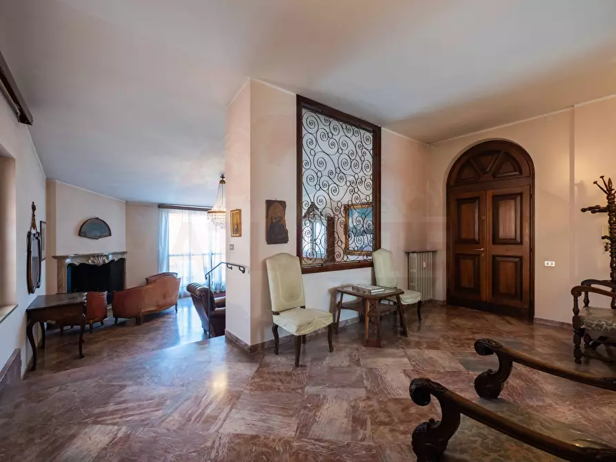 Immagine 82 di Attico in vendita  in Corso Porta Borsari a Verona