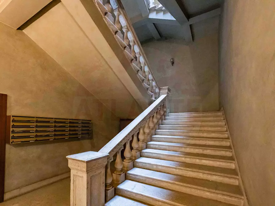 Immagine 109 di Attico in vendita  in Corso Porta Borsari a Verona