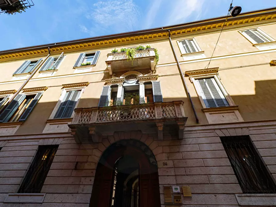 Immagine 118 di Attico in vendita  in Corso Porta Borsari a Verona
